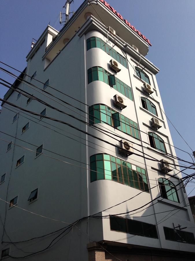 Hotel Tokyo 1 Vinh Exterior photo